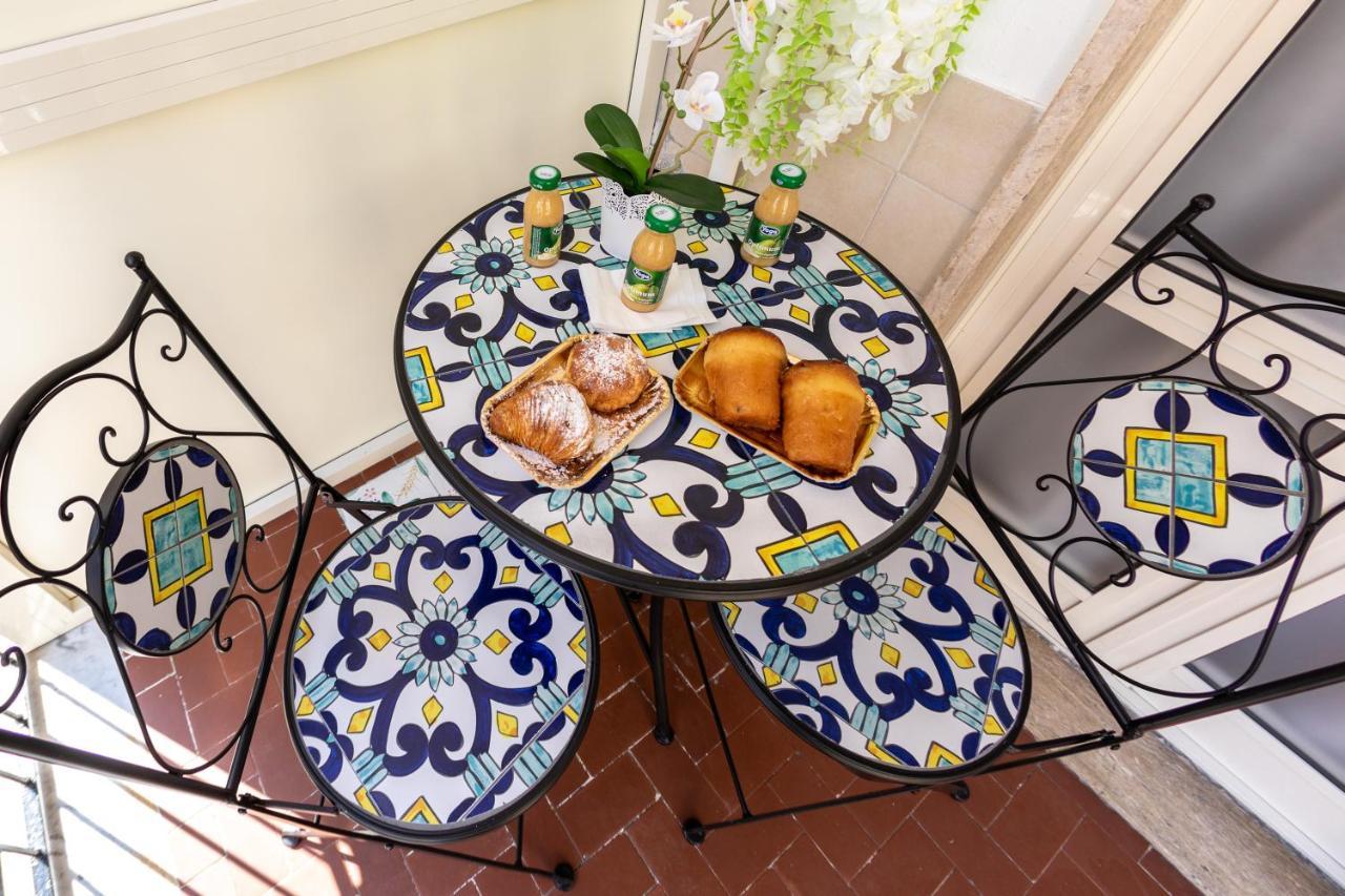 B&B Mary Sant'Elia Napoli Dış mekan fotoğraf